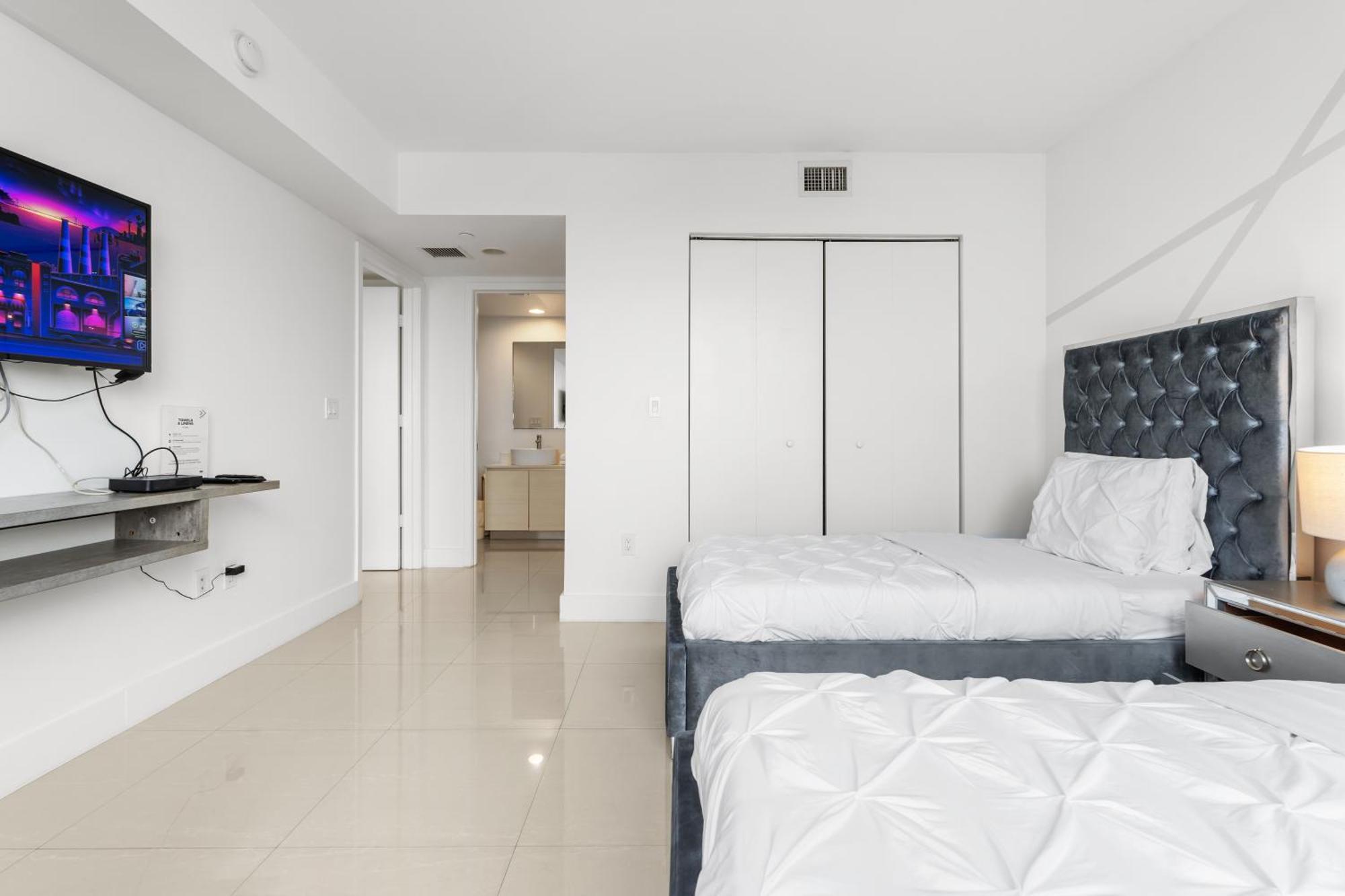 Beachwalk Resort - Vip Tower - Oceanview Unit 3 Bedroom & 3 Bathroom Hallandale Beach Exteriör bild